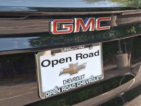 Used 2026 GMC Acadia AT4 w/ Super Cruise Package AWD/4WD image 29