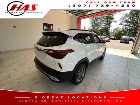 Used 2023 Kia Seltos S AWD/4WD image 6