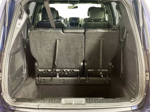 Used 2017 Dodge Grand Caravan GT FWD image 24