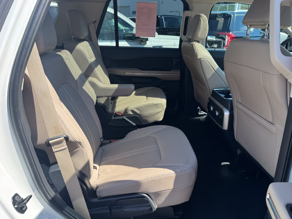 Used 2024 Ford Expedition Limited AWD/4WD image 33
