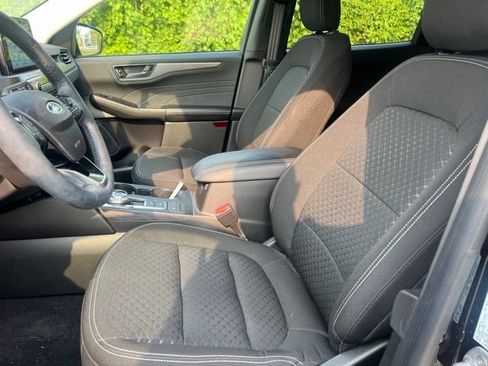 Used 2023 Ford Escape Active AWD/4WD image 16