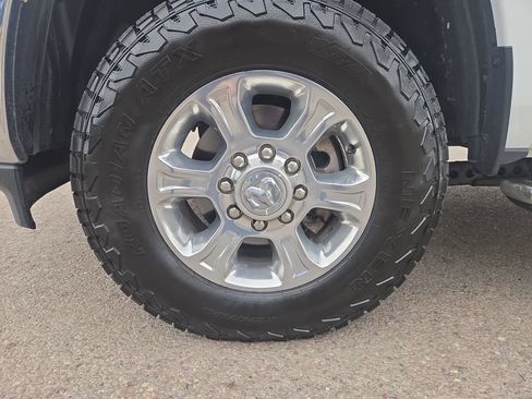 Used 2024 RAM 2500 Big Horn image 10