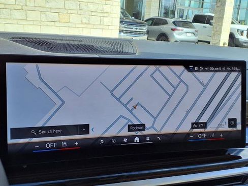 Used 2025 BMW X7 xDrive40i image 7