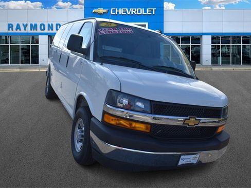 New 2025 Chevrolet Express 2500 w/ Driver Convenience Package image 9
