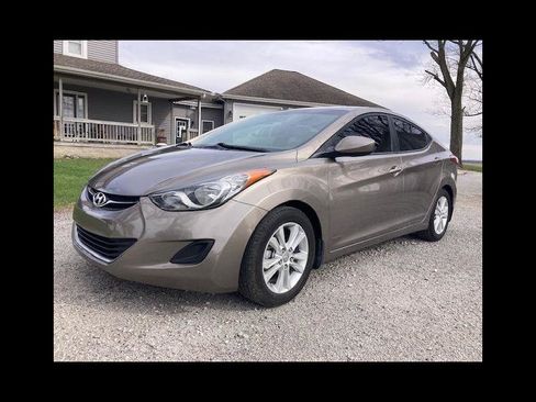 Used 2013 Hyundai Elantra GLS image 1