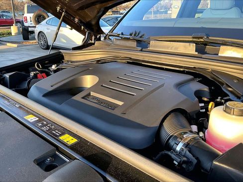 New 2026 Land Rover Range Rover Sport SE image 32