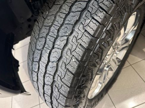 Used 2021 Ford F150 Platinum w/ Equipment Group 701A High image 32