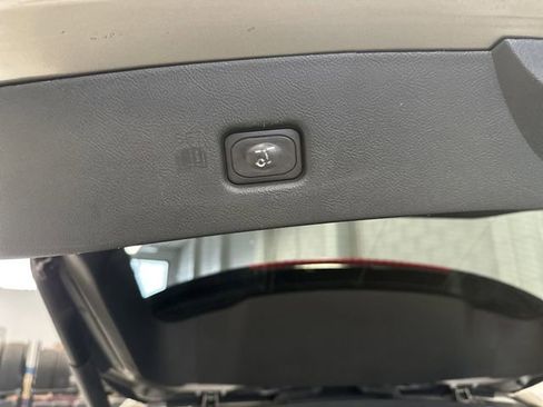 Used 2016 Lincoln MKX Reserve w/ Climate Package image 15