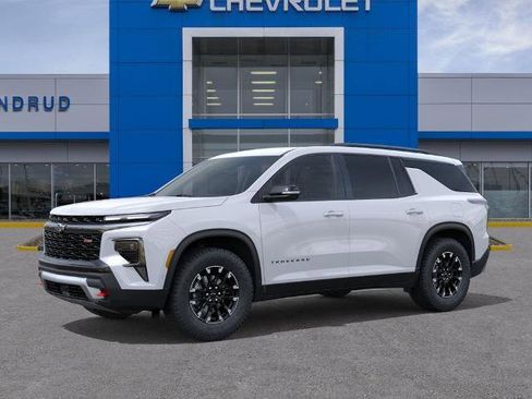 New 2026 Chevrolet Traverse Z71 w/ Enhanced Driving Package AWD/4WD image 2