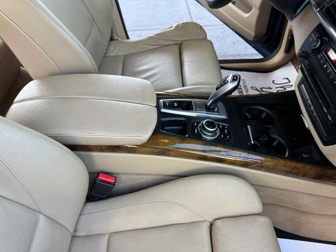 Used 2011 BMW X5 xDrive35i image 24