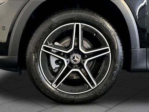 New 2026 Mercedes-Benz GLB 250 4MATIC image 17