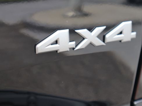 New 2026 Nissan Frontier SV w/ SV Convenience Package image 8