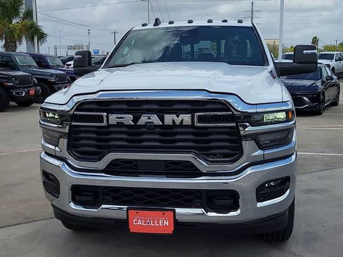 New 2026 RAM 2500 Tradesman AWD/4WD image 3