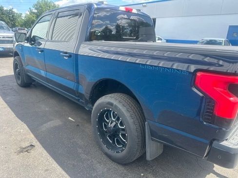 Used 2023 Ford F150 Lightning Lariat w/ Equipment Group 511A High AWD/4WD image 5