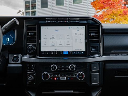 Used 2024 Ford F350 Platinum w/ Tremor Off-Road Package image 15