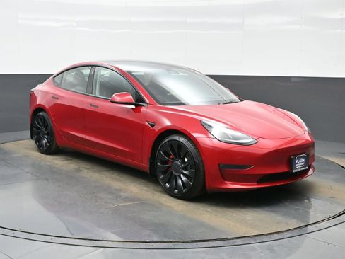 Used 2022 Tesla Model 3 Performance image 8