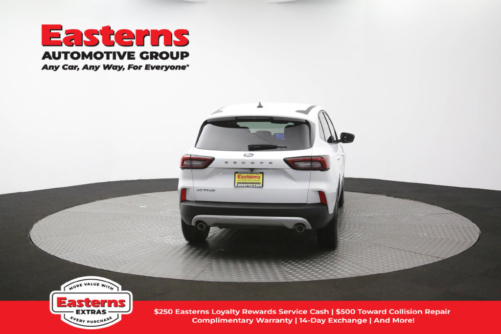 Used 2025 Ford Escape Active FWD image 38