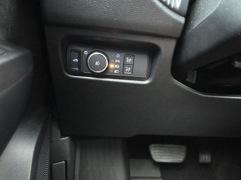 Used 2025 Ford Ranger XLT w/ Equipment Group 301A High AWD/4WD image 19