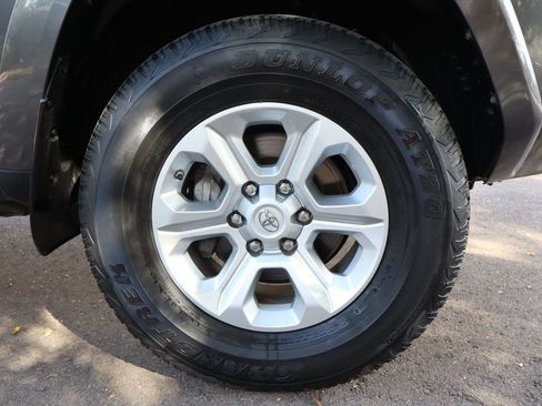 Used 2020 Toyota 4Runner SR5 image 46