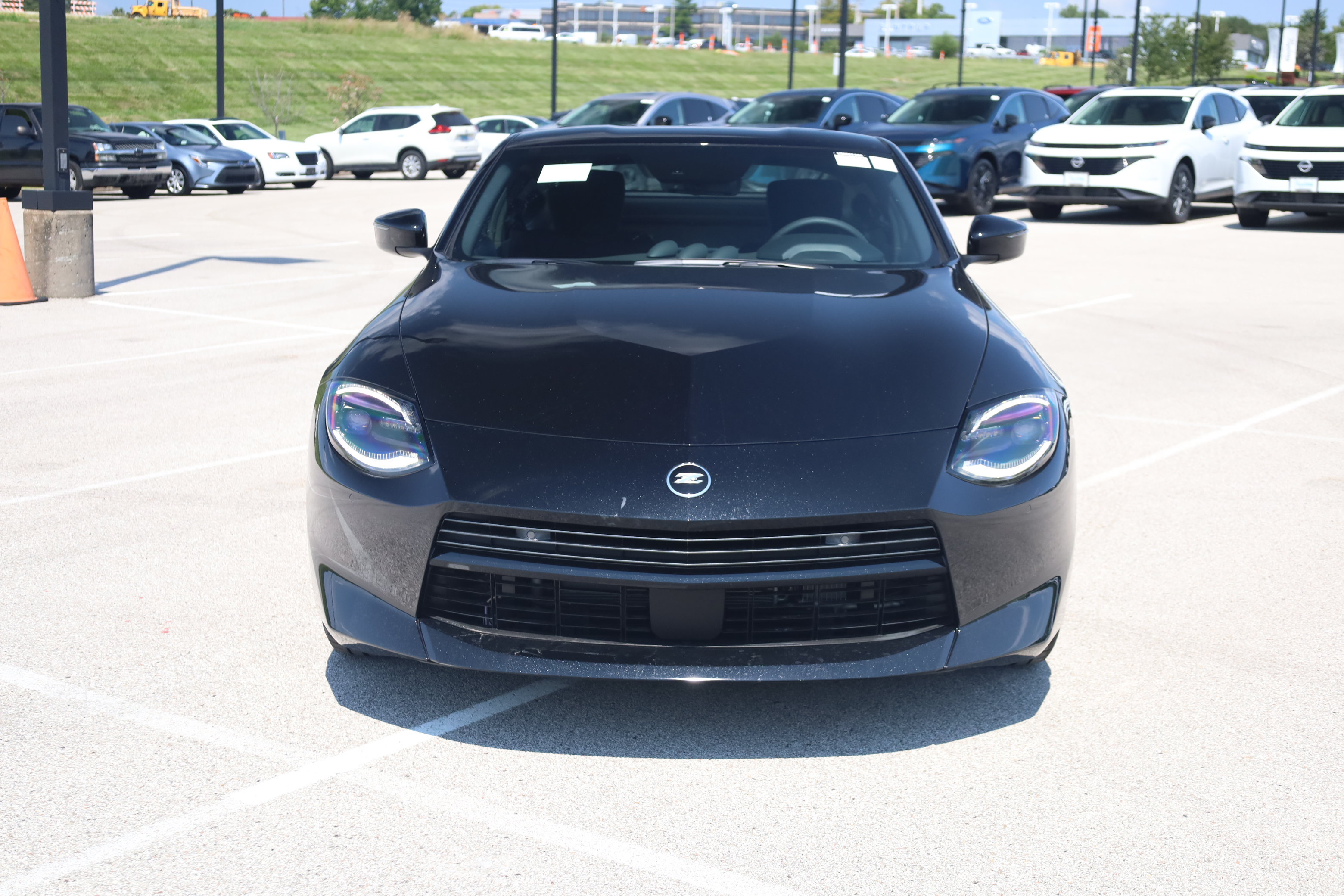 New 2027 Nissan Z Sport w/ Essentials Package (Sport) RWD image 3