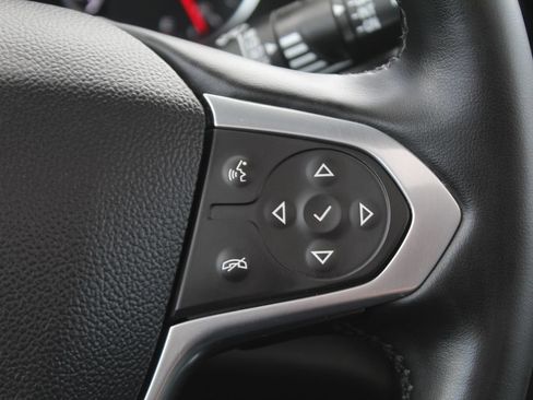 Used 2023 Chevrolet Traverse Premier w/ Redline Edition FWD image 34