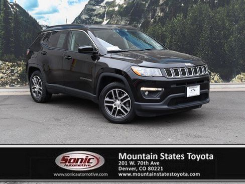 Used 2019 Jeep Compass Latitude w/ Popular Equipment Group image 1