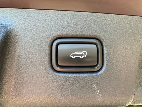 Certified 2021 Hyundai Palisade SEL w/ Convenience Package AWD/4WD image 7