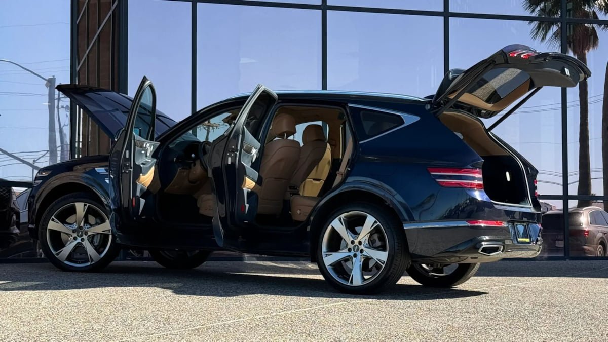 Used 2021 Genesis GV80 3.5T w/ Prestige Package 07 AWD/4WD image 25