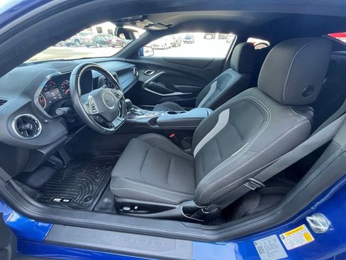 Used 2020 Chevrolet Camaro LT RWD image 15