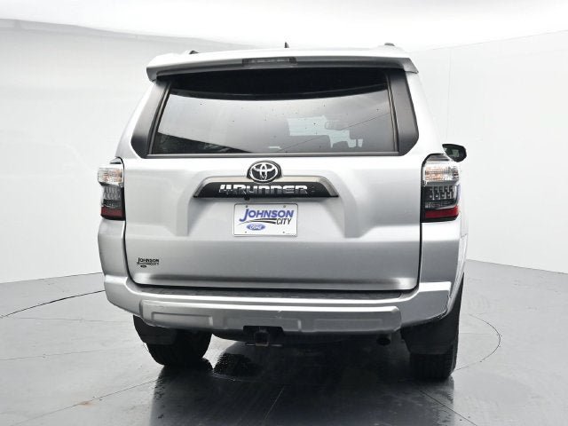 Used 2023 Toyota 4Runner TRD Off-Road Premium w/ Moonroof Package AWD/4WD image 7