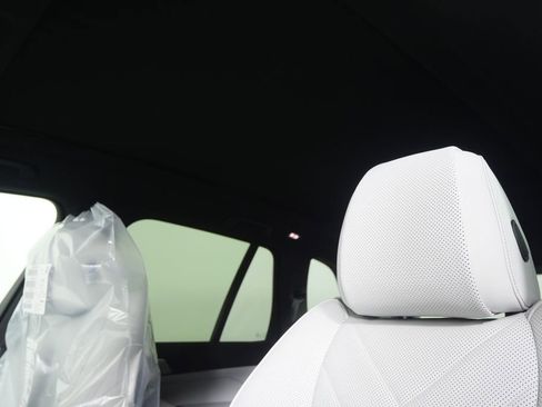 New 2026 BMW X5 sDrive40i RWD image 11