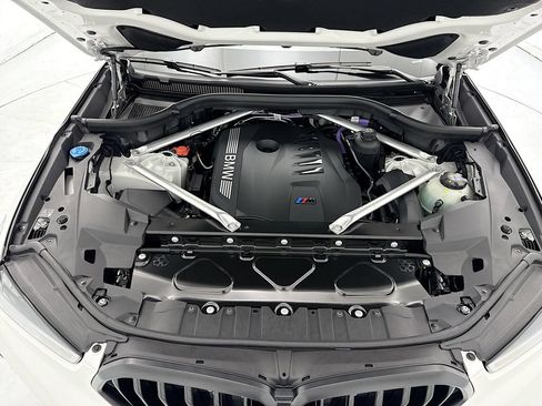 New 2027 BMW X6 xDrive40i w/ Climate Comfort Package AWD/4WD image 28
