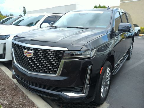 Used 2023 Cadillac Escalade ESV Premium Luxury AWD/4WD image 3