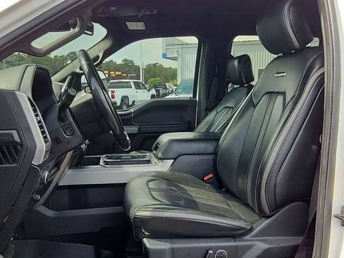 Used 2019 Ford F250 Platinum w/ Platinum Ultimate Package AWD/4WD image 20