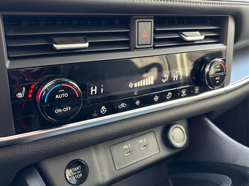 New 2026 Nissan Rogue SV image 33