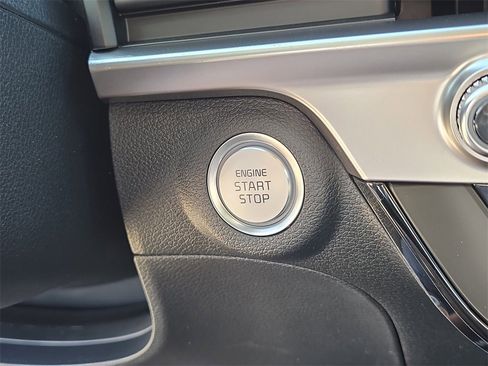 New 2025 Kia Telluride S image 28