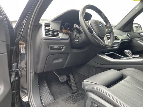 Used 2022 BMW X5 xDrive40i w/ Executive Package image 10