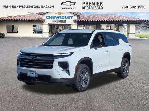 New 2026 Chevrolet Traverse LT FWD image 1