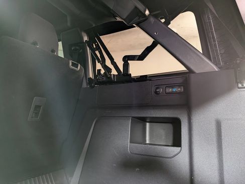 Used 2022 Ford Bronco Wildtrak AWD/4WD image 11