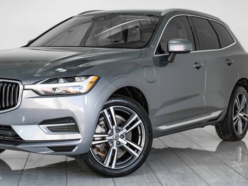 Used 2021 Volvo XC60 T8 Inscription Expression w/ Advanced Package image 59