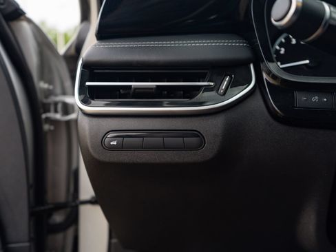 Certified 2023 INFINITI QX60 Pure FWD image 19