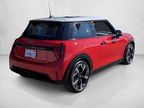 Certified 2025 MINI Cooper S image 5