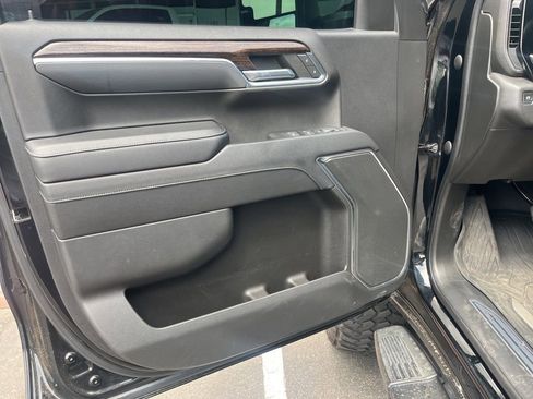 Used 2023 GMC Sierra 1500 Elevation image 11