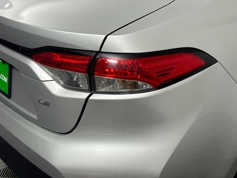 Used 2024 Toyota Corolla LE image 33