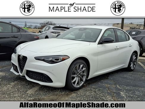 New 2025 Alfa Romeo Giulia AWD image 1