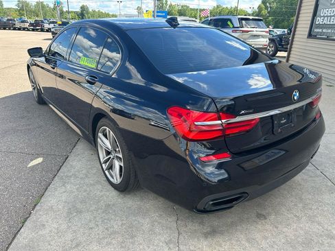 Used 2018 BMW ALPINA B7 xDrive AWD/4WD image 7