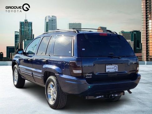 Used 2004 Jeep Grand Cherokee Laredo w/ Cold Weather Group AWD/4WD image 3