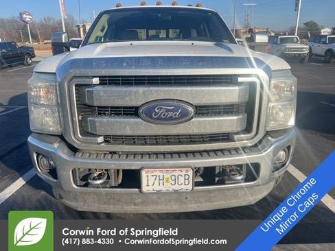Used 2015 Ford F250 Lariat w/ Chrome Package image 11