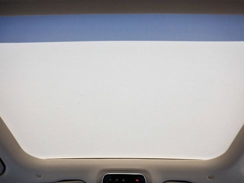 New 2026 Mercedes-Benz E 350 4MATIC Sedan image 17