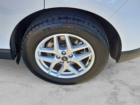 Used 2024 Ford Edge SEL image 12